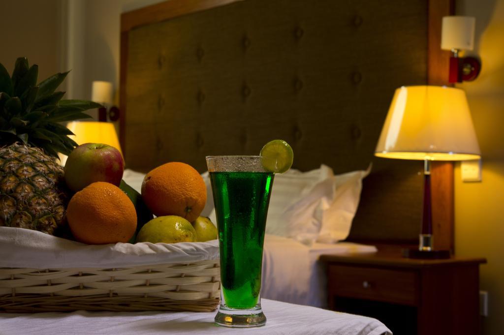 Seascape Hotel Dar es Salaam Rum bild